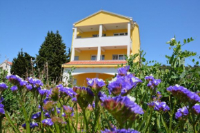 Apartments Buturi